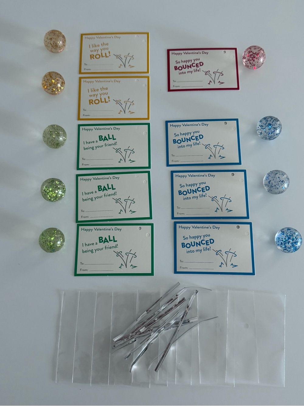 Valentines’s Day
Love is in the Air
Bouncy Ball and Card Kit
9 count